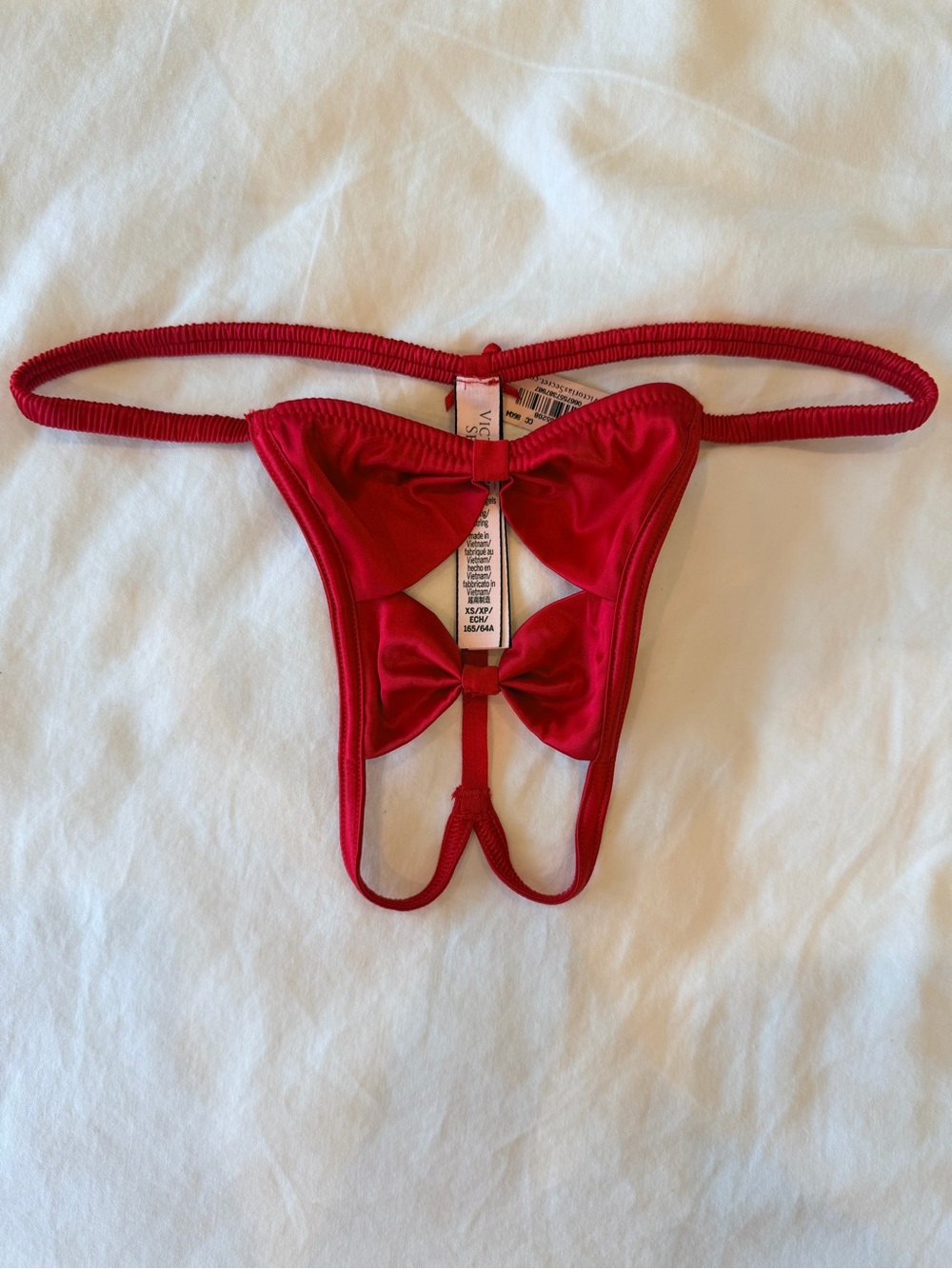 ✨ NWT Victoria's Secret Red V-String Thong with Bow Detail - XS ✨